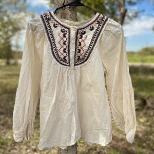 Max Studio (Nordstrom Rack) Boho Cream Long Sleeve Shirt